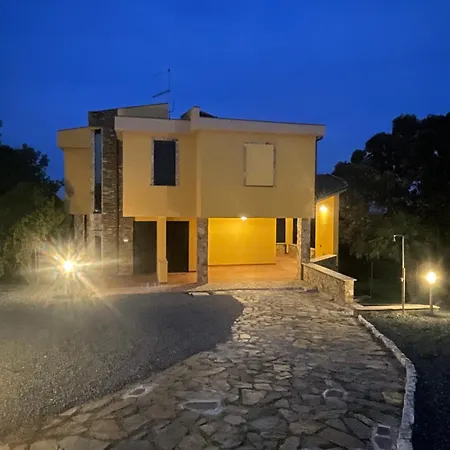 Holiday home Giulia