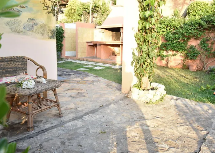 Apartment Giulia Domus De Maria